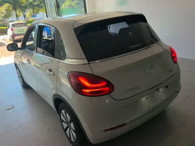 Wuling Bingo — Фото автомобиля 4
