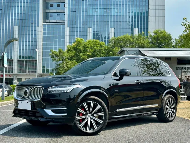 Фотография автомобиля — Volvo XC90