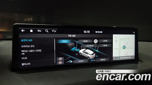 Genesis GV70 2.5T Бензин 2WD — Фото автомобиля 13