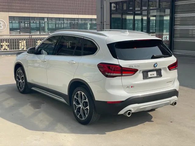 BMW X1 — Фото автомобиля 6