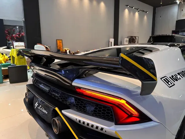Lamborghini Huracan — Фото автомобиля 16