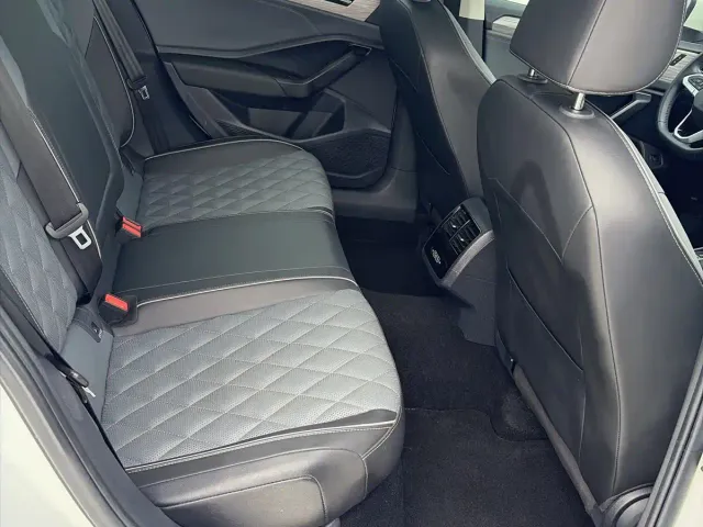 Volkswagen Sagitar — Фото автомобиля 18