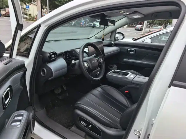 GAC Aion UT — Фото автомобиля 15