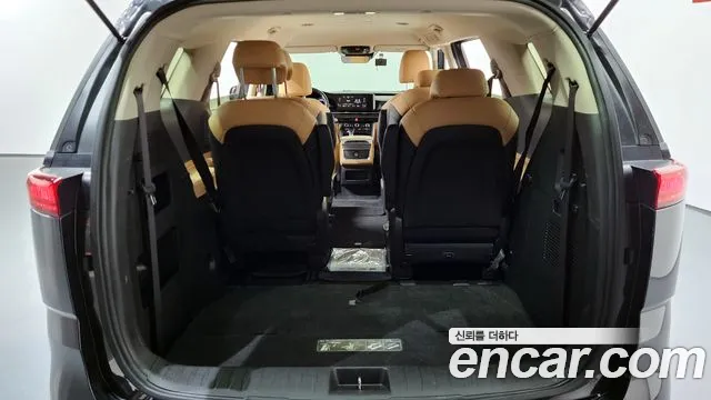Kia Canival Carnival 4 поколение 9 мест Prestige — Фото автомобиля 20