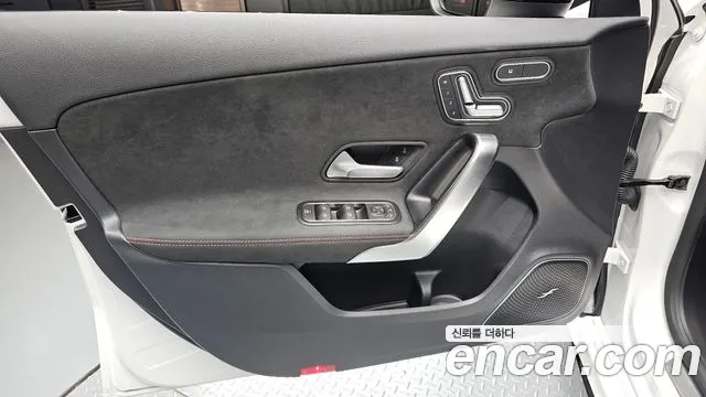 Mercedes-Benz A-Class — Фото автомобиля 20