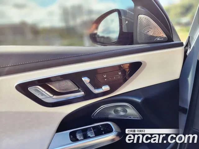 Mercedes-Benz E-Class W214 — Фото автомобиля 16
