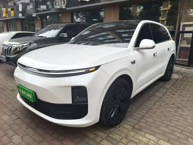 Фотография автомобиля — Li Auto L6