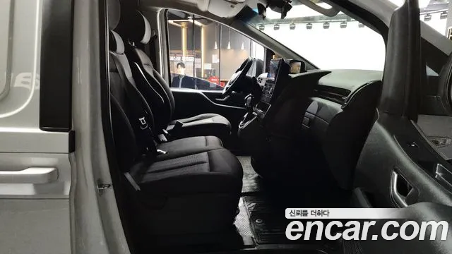 Hyundai Staria Staria Карго 3 места — Фото автомобиля 11