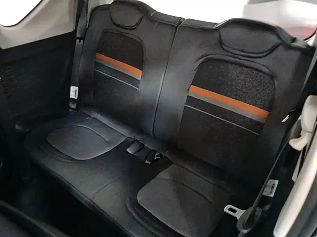 Wuling Hongguang Mini EV — Фото автомобиля 16