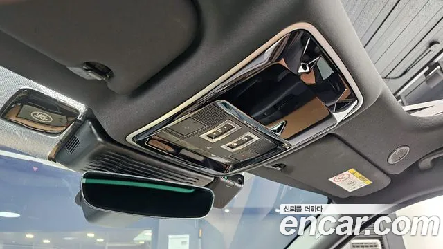 Land Rover Range Rover Velar Range Rover Velar 3.0 P400 Dynamic HSE — Фото автомобиля 16
