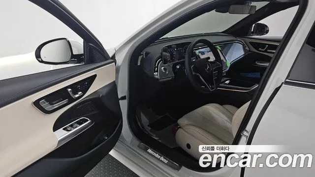 Mercedes-Benz E-Class — Фото автомобиля 9