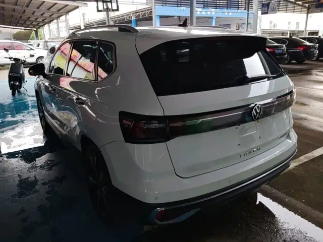 Volkswagen Tharu — Фото автомобиля 4