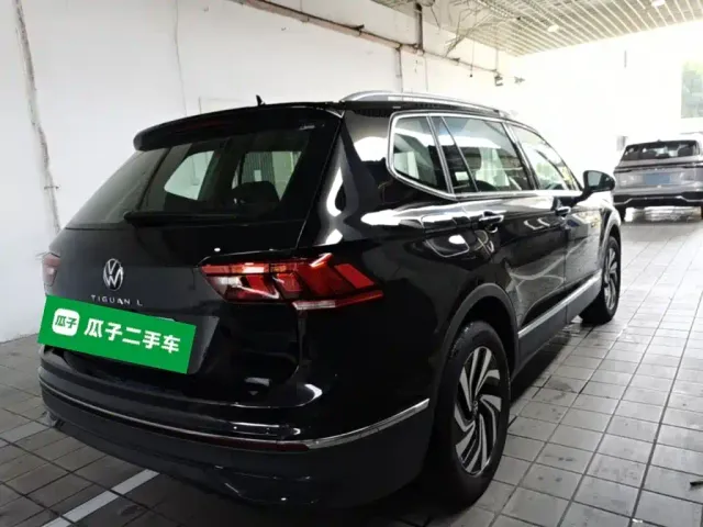 Volkswagen Tiguan L — Фото автомобиля 6