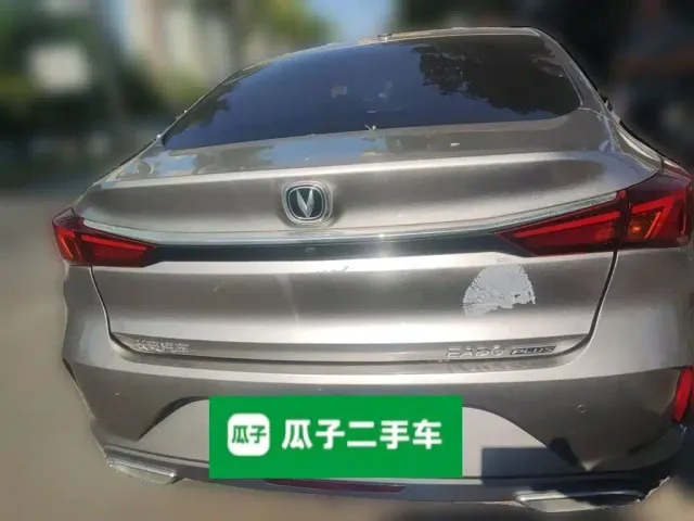 Changan Eado — Фото автомобиля 5