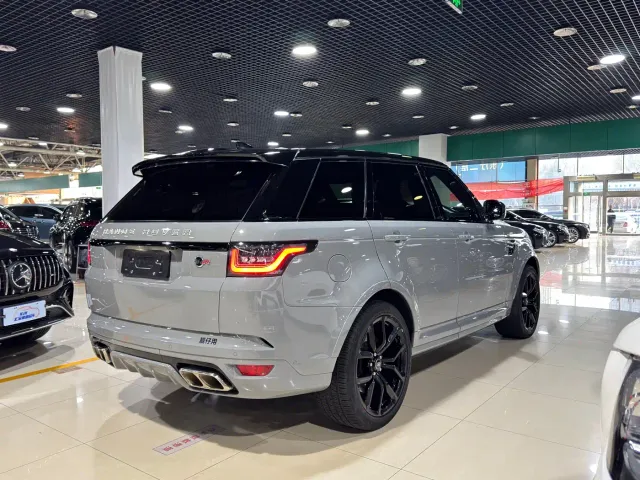 Land Rover Range Rover Sport — Фото автомобиля 18
