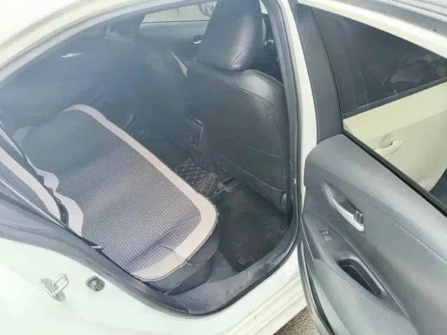 Toyota Levin 2023 Smart Hybrid 1.8L Leading Edition — Фото автомобиля 11