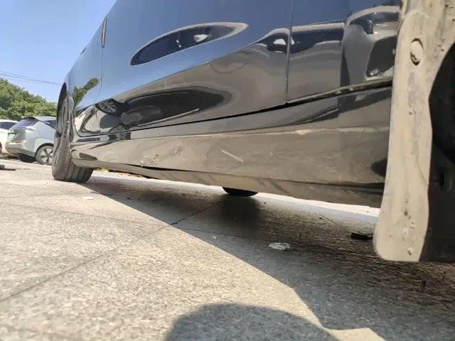 Tesla Model 3 — Фото автомобиля 20