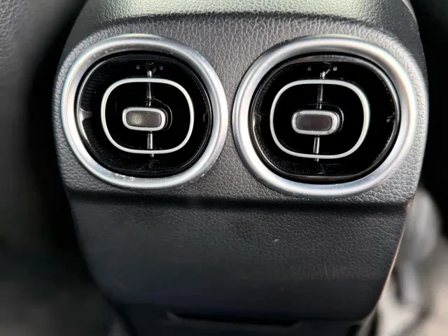 Mercedes-Benz C-Class — Фото автомобиля 16