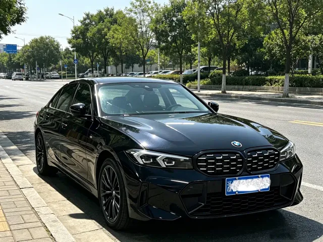 BMW 3 Series — Фото автомобиля 3