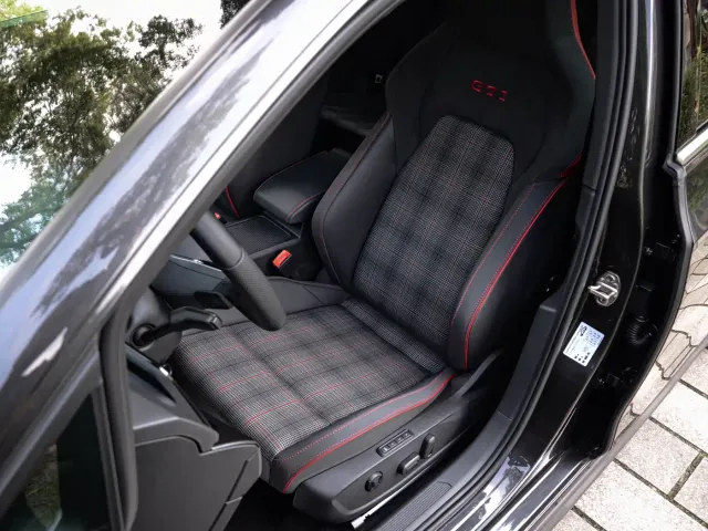 Volkswagen Golf GTI — Фото автомобиля 11