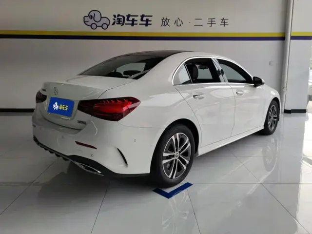 Mercedes-Benz A-Class — Фото автомобиля 3