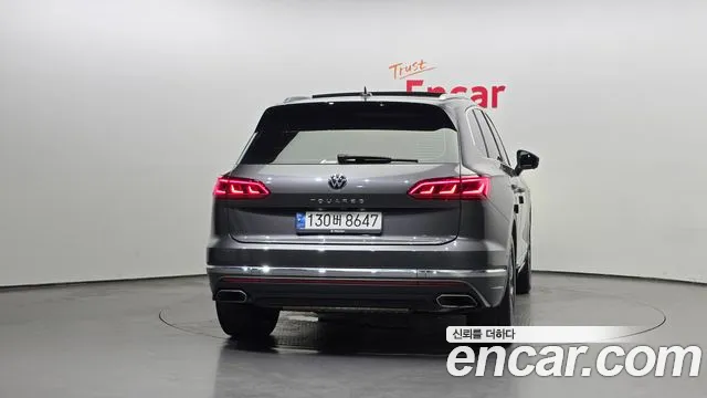 Volkswagen Touareg Touareg 3 поколение 3.0 TDI Prestige — Фото автомобиля 4