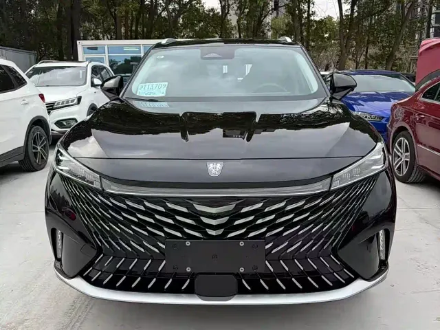 Roewe RX5 — Фото автомобиля 2