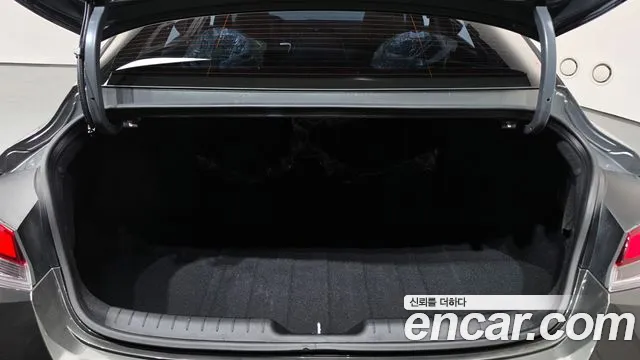 Hyundai Avante CN7 — Фото автомобиля 22