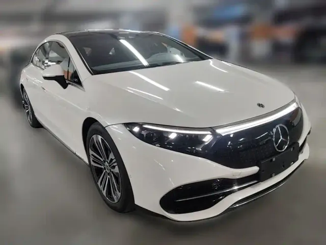 Mercedes-Benz EQS — Фото автомобиля 5