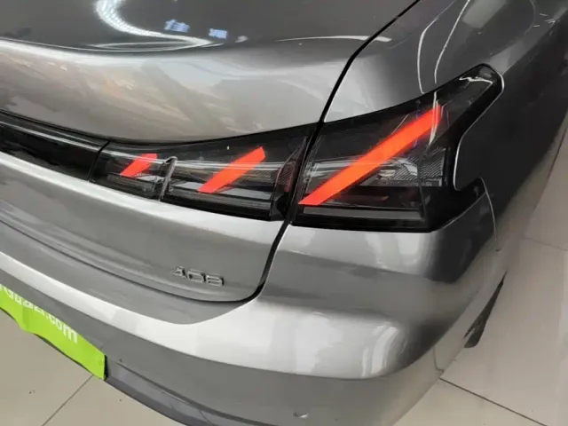 Peugeot 408 — Фото автомобиля 7