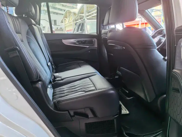 GAC Trumpchi GS8 — Фото автомобиля 14