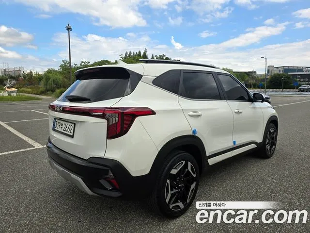 Kia Seltos Бензин 1.6 турбо 2WD — Фото автомобиля 2
