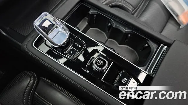 Volvo XC90 Generation 2 — Фото автомобиля 8