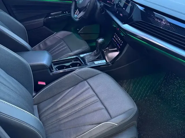 Volkswagen Passat 2024 330TSI Starlight Elite Edition — Фото автомобиля 10