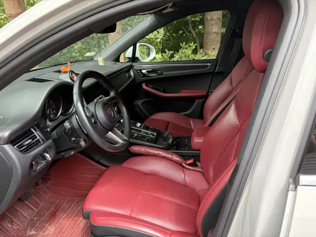 Porsche Macan — Фото автомобиля 5