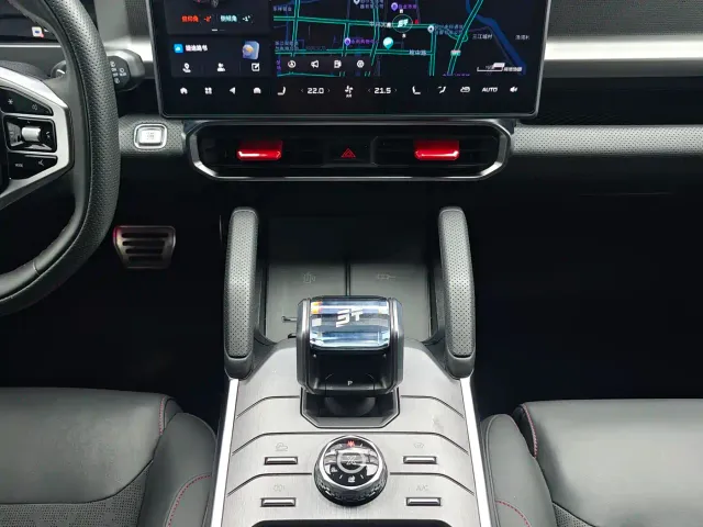 Jetour T2 — Фото автомобиля 11