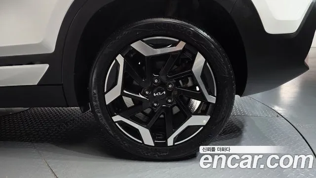 Kia Seltos New — Фото автомобиля 6