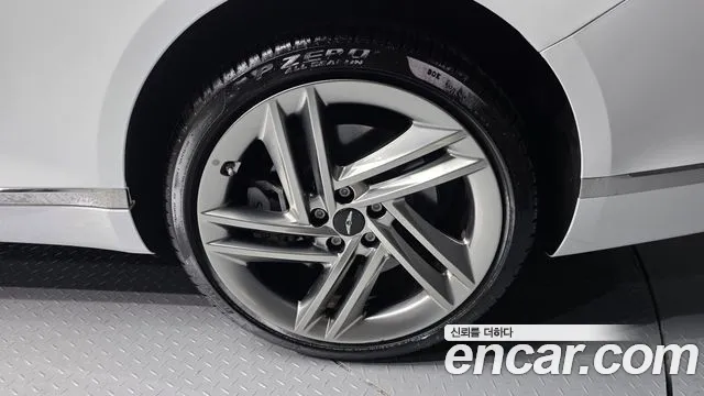 Genesis G80 Бензин 2.5 турбо 2WD — Фото автомобиля 5