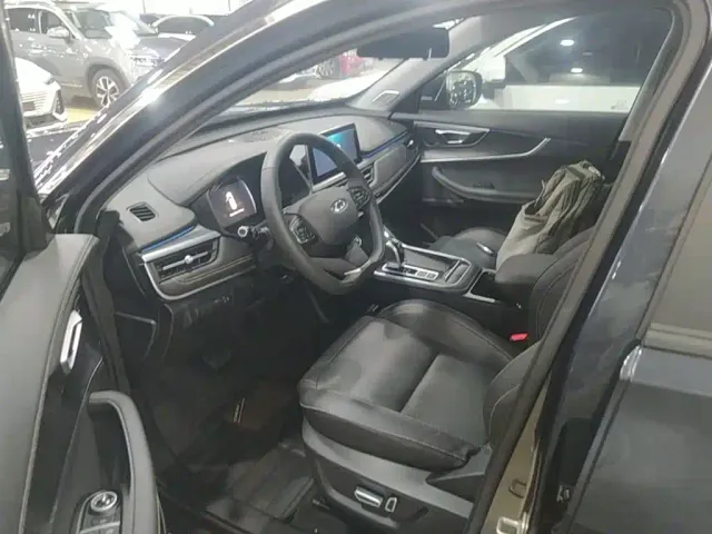 Chery Tiggo 8 — Фото автомобиля 15