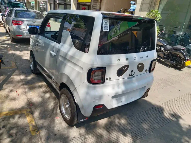 Geely Panda — Фото автомобиля 14