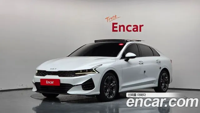 Фотография автомобиля — Kia K5 Generation 3