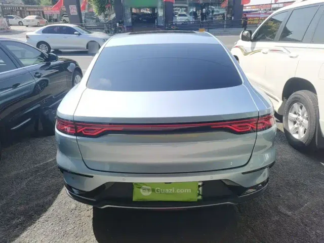 BYD Han 2023 EV Champion Edition 610KM AWD Flagship — Фото автомобиля 5