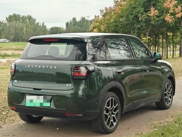 Leapmotor A10 — Фото автомобиля 13