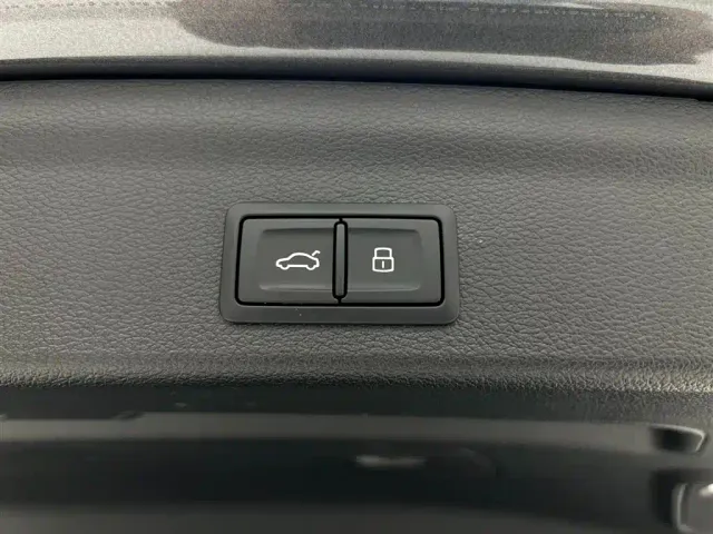 Audi Q3 — Фото автомобиля 14