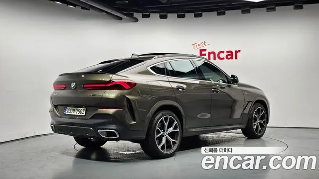 BMW X6 xDrive40i M Sport — Фото автомобиля 2