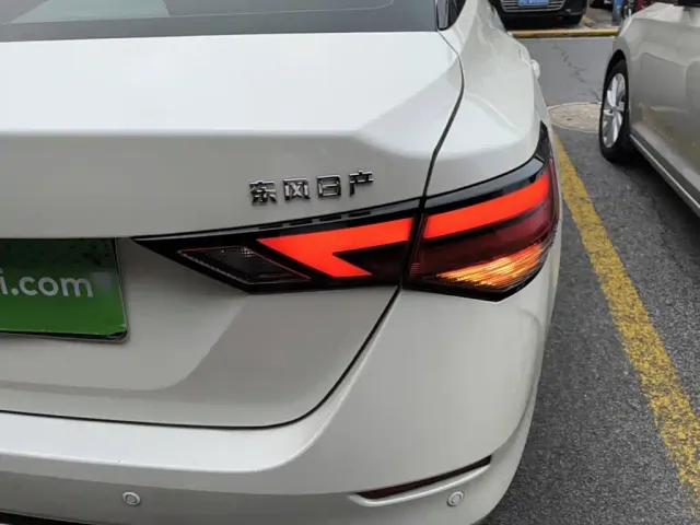Nissan Sylphy — Фото автомобиля 7