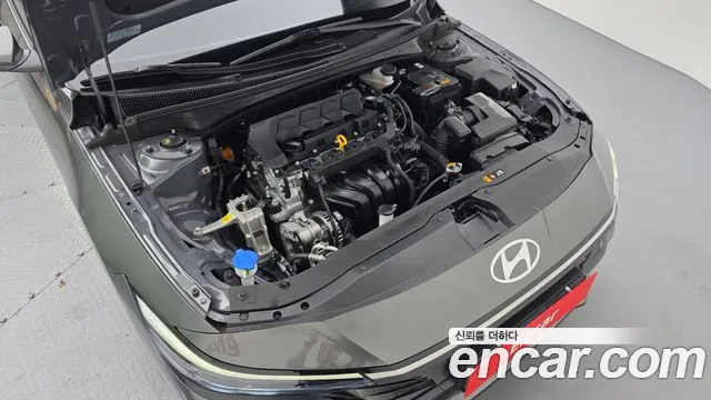 Hyundai Avante CN7 — Фото автомобиля 6
