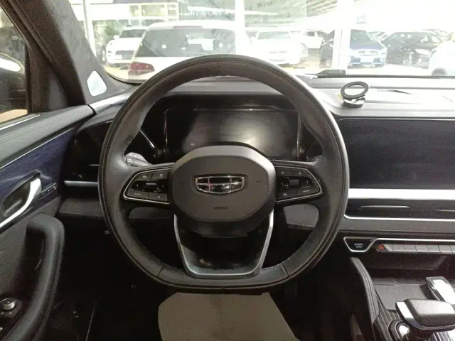 Geely Xingyue L — Фото автомобиля 10