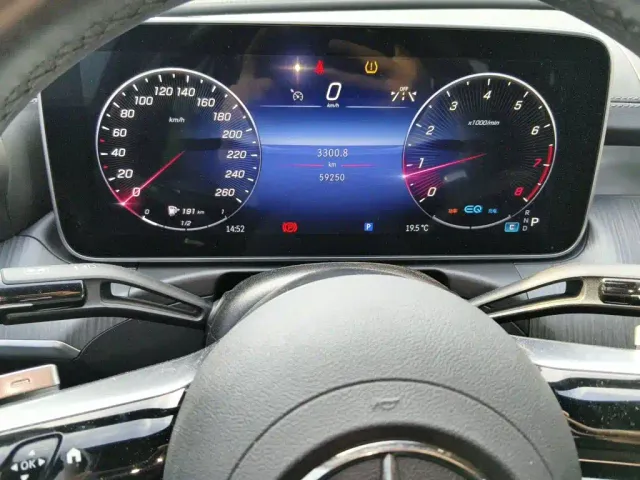 Mercedes-Benz C-Class — Фото автомобиля 12