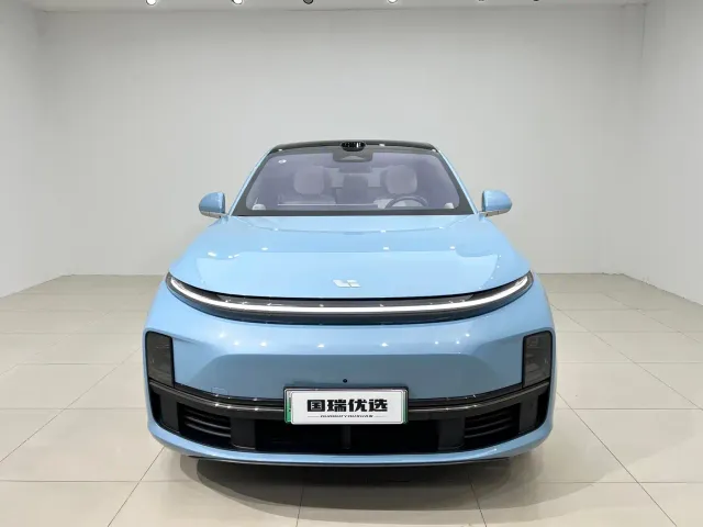 Li Auto L7 — Фото автомобиля 2